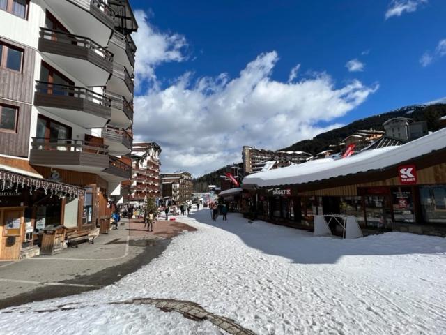 Appartement La Tania 2 Pieces Garage Dans Chalet Pied Pistes Eksteriør billede