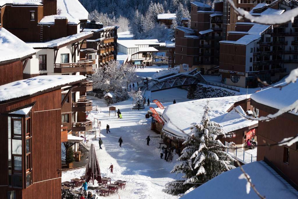 Appartement La Tania 2 Pieces Garage Dans Chalet Pied Pistes Eksteriør billede